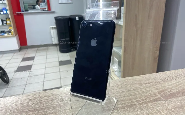 Apple IPhone 8 64Gb