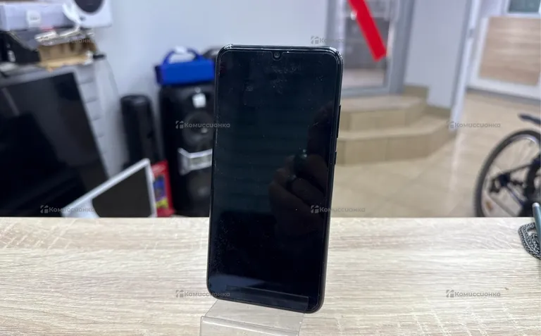honor 20i 4/128 *9