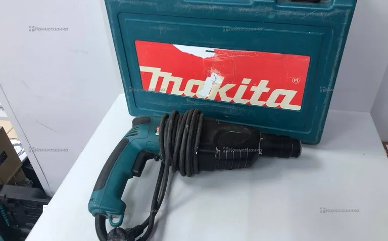 Перфоратор makita HR2440