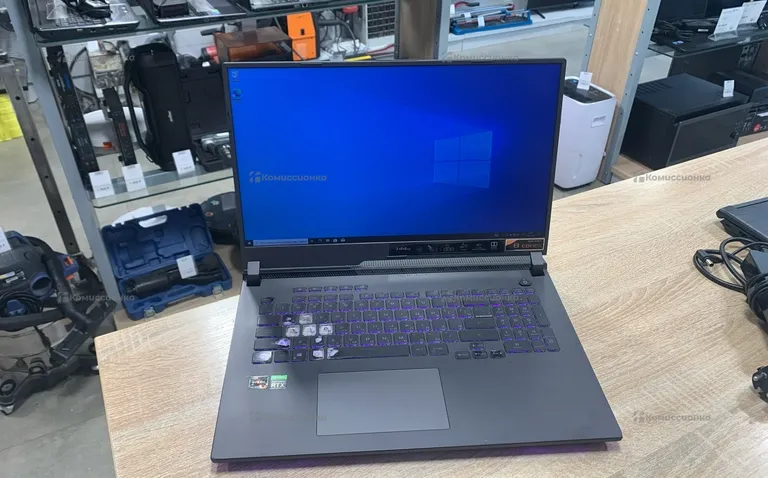 Ноутбук Asus ROG Strix G713QM