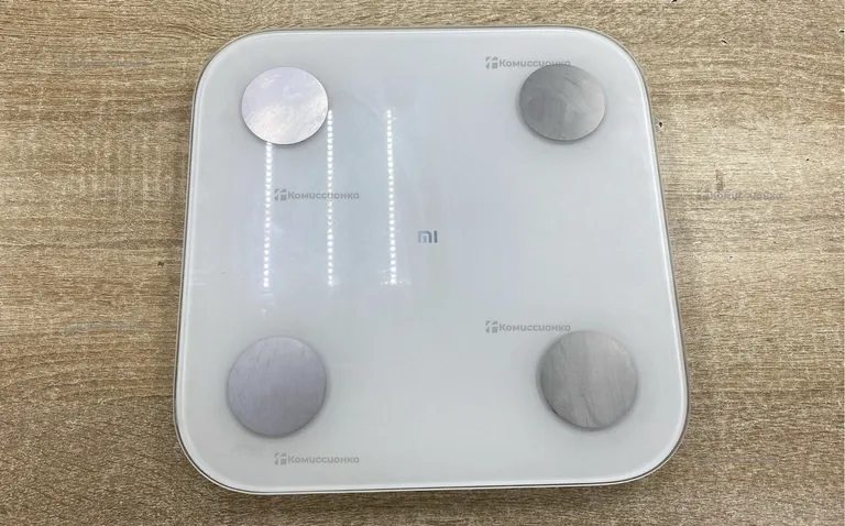 Весы Xiaomi Mi Body Composition Scale 2