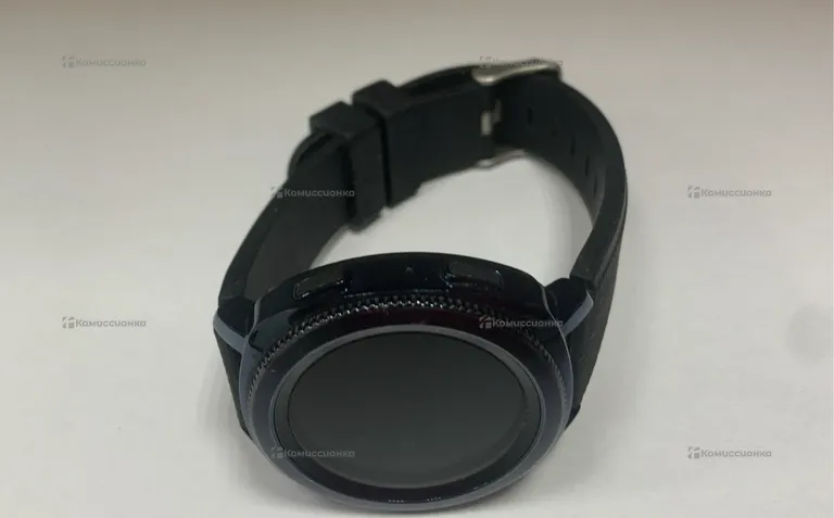 Часы Samsung Gear Sport
