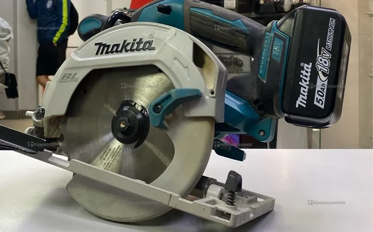 Дисковая пила makita DHS680Z