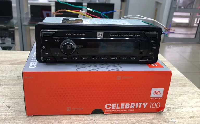 Автопроигрыватель JBL Celebrity 100