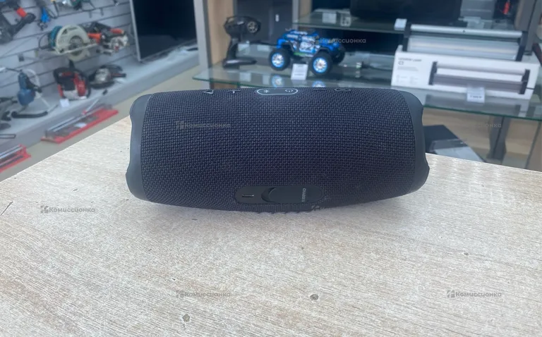 Колонка JBL Charge 5