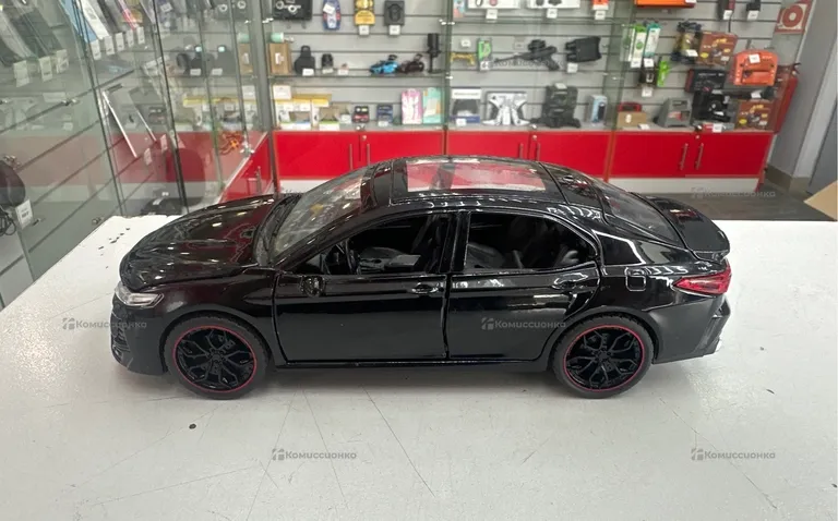 Машинка Toyota