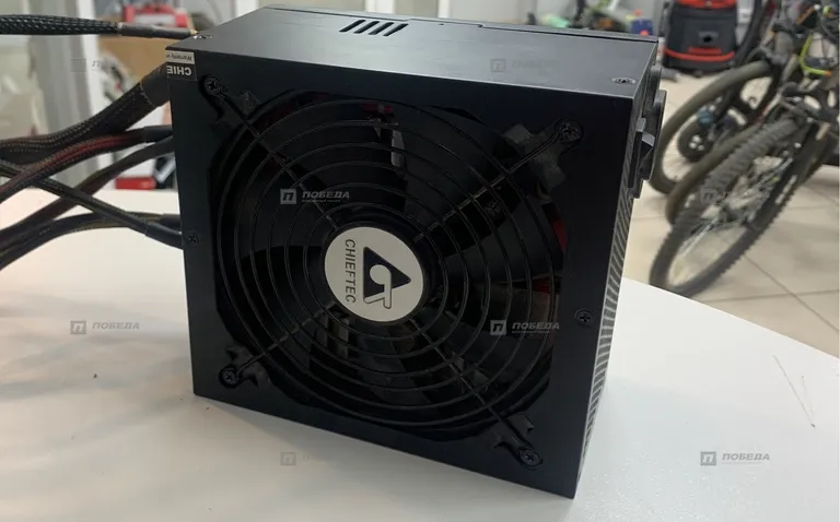 Блок питания Chieftec 600w