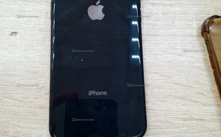 Apple iPhone XR 64