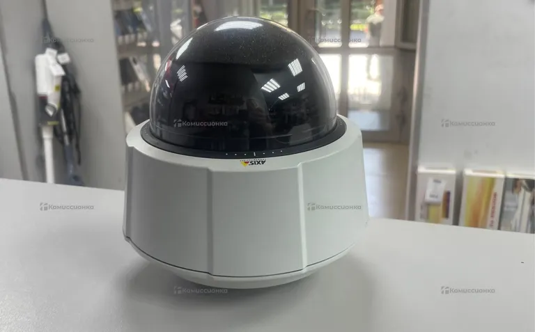 Камера видеонаблюдения axis p5512