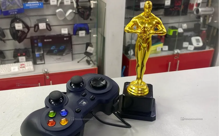 геймпад logitech