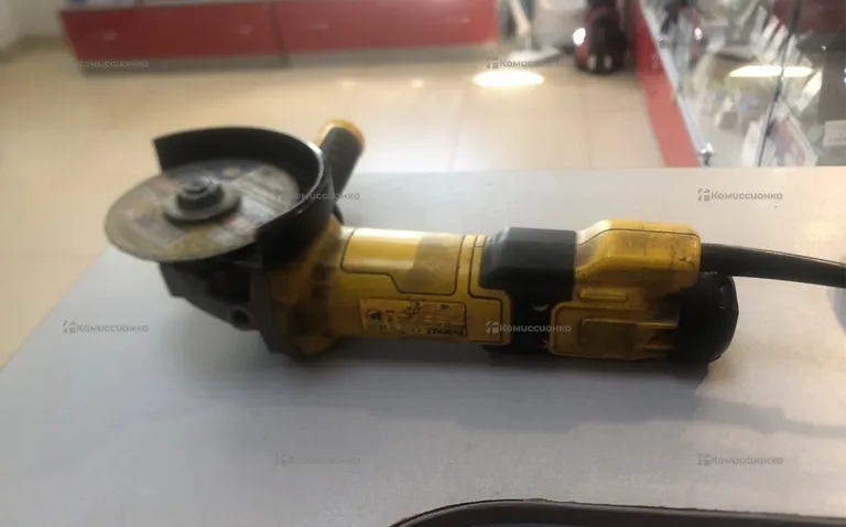 УШМ dewalt DWE4257
