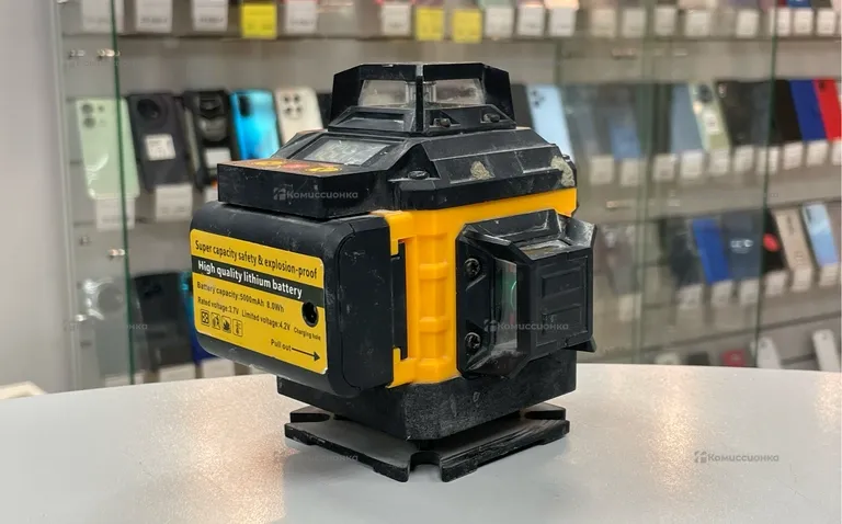 лазерный уровень Dewalt 4D (реплика)