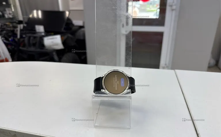 Часы  Samsung Galaxy watch 4