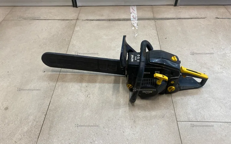 Бензопила Huter BS-45.