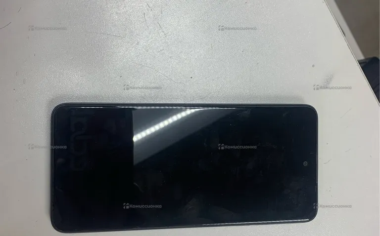 Tecno tecno spark 20c 4/256