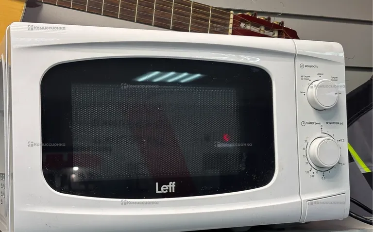 Микроволновка Leff