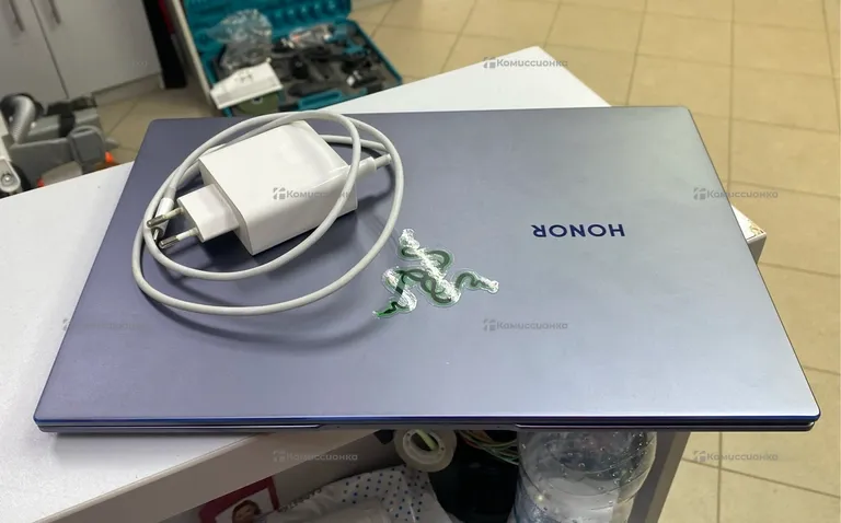 Ноутбук Honor MagicBook