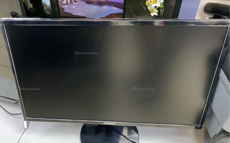 Монитор Samsung S24F354FHI