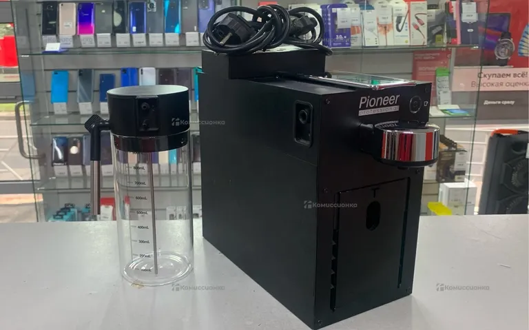 Капсульная кофемашина pioneer CMA022