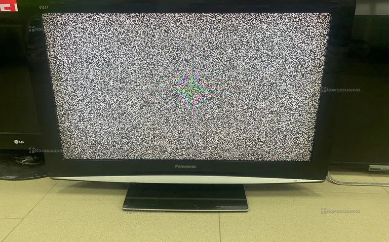 Телевизор Panasonic tx-r37lx85