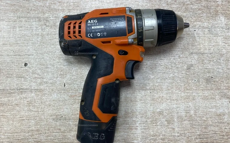 Шуруповерт AEG BS12C2