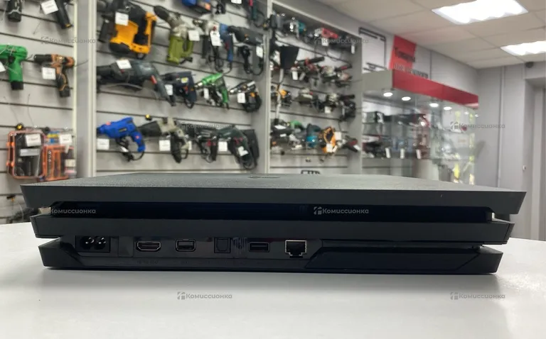 Приставка Sony PlayStation 4 Pro 1Tb