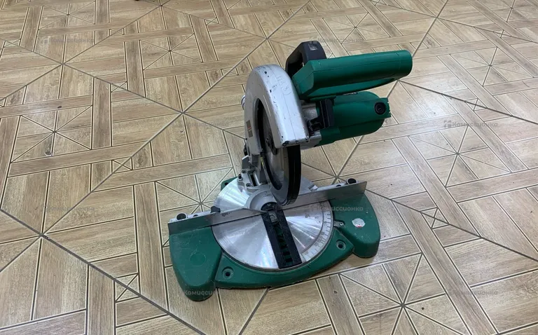 Пила торцовочная Hammerflex stl 800