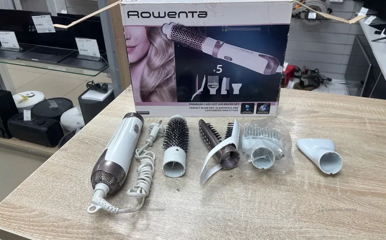 Фен-щетка Rowenta CF7830F0