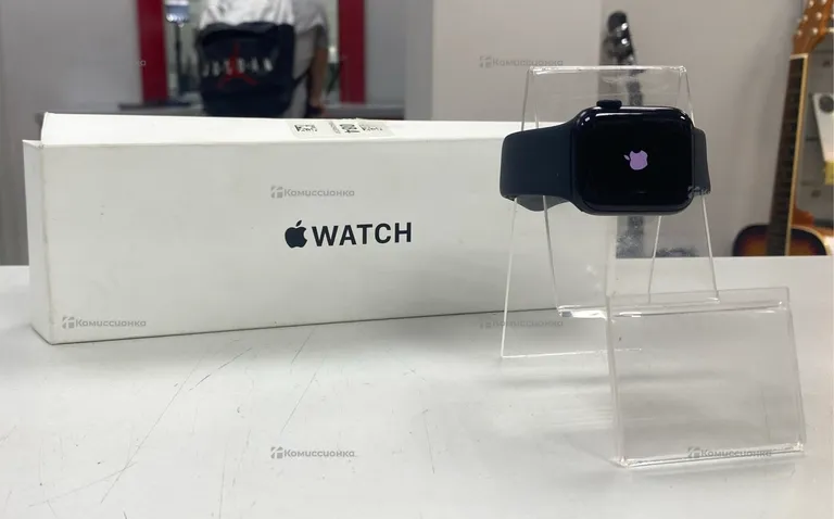 Apple Watch SE 44mm 2nd Gen
