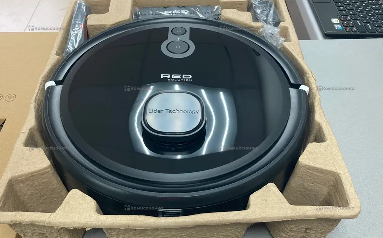 Пылесос  RED Solution RV-RL6000S
