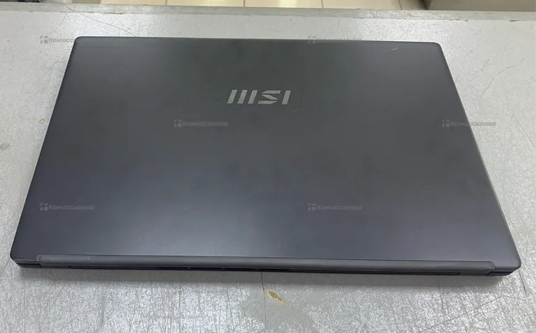 Ноутбук  Msi modern 15 i3