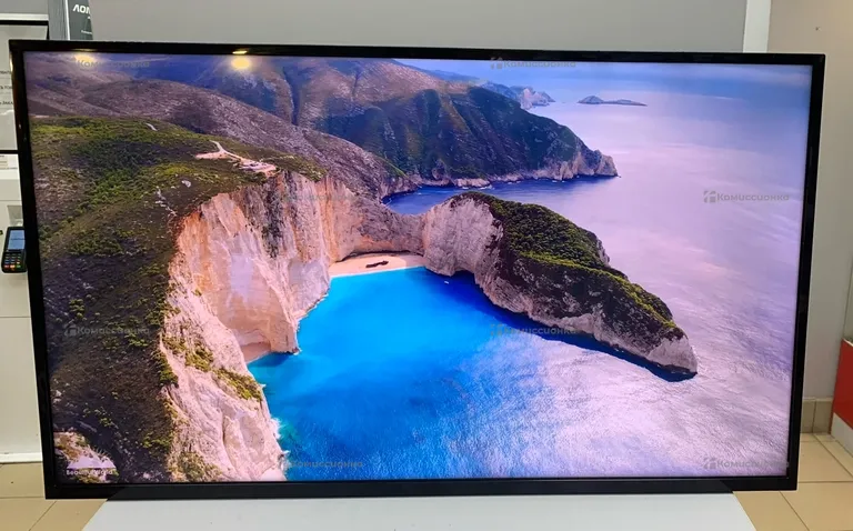 LED-панель Samsung 32" DM32E
