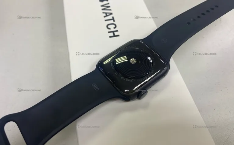 Часы Apple Apple Watch SE 44