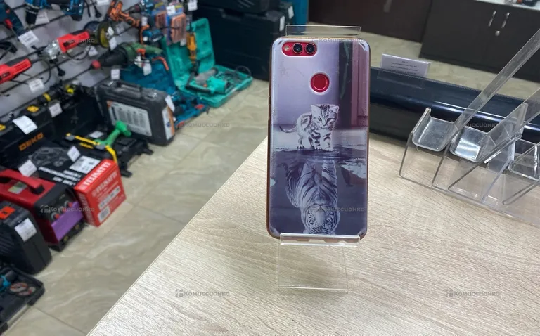 Honor 7x 4/64 ГБ