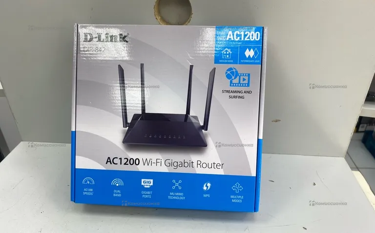 Роутер D-Link DIR-842