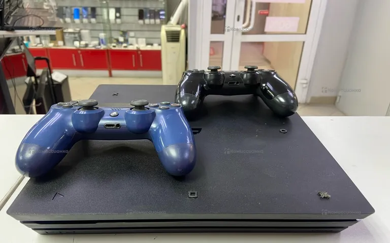 Приставка PS4. pro 1tb