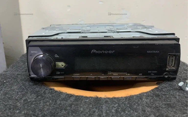 Автомагнитола  Pioner MVH-X580BT