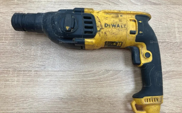 Перфоратор Dewalt D25133-KS