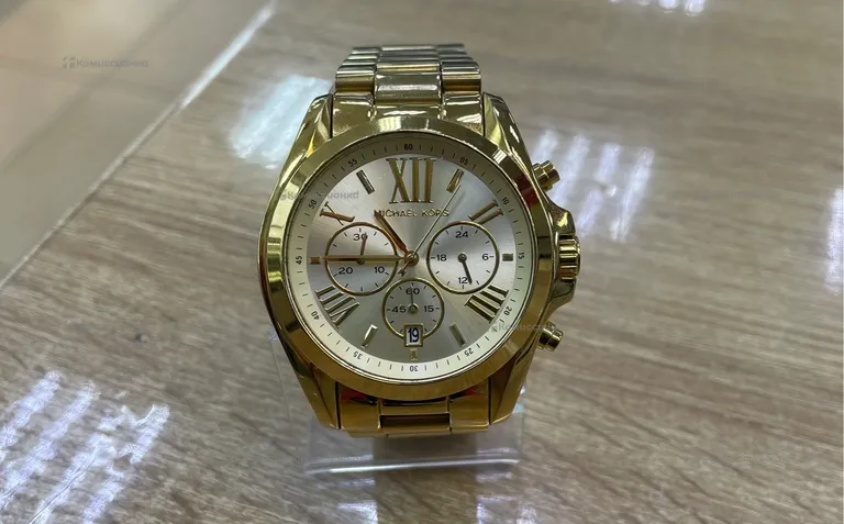 Часы  Michael Kors MK-5605