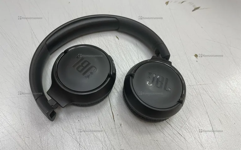Наушники  JBL