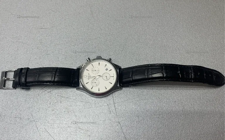 Часы  Tissot 1853