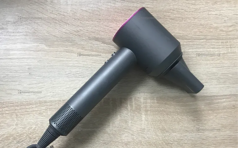 Фен Dyson копия