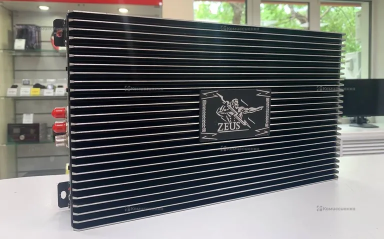 Усилитель  Zeus AB-4.120