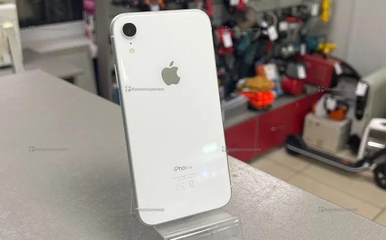 Apple iPhone Xr 64 ГБ