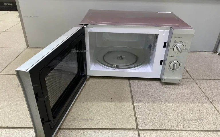 Микроволновая печь Midea MM720CPI-S