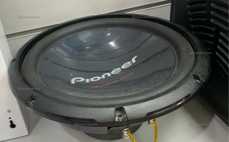 Сабвуфер Pioneer TS-W312S4