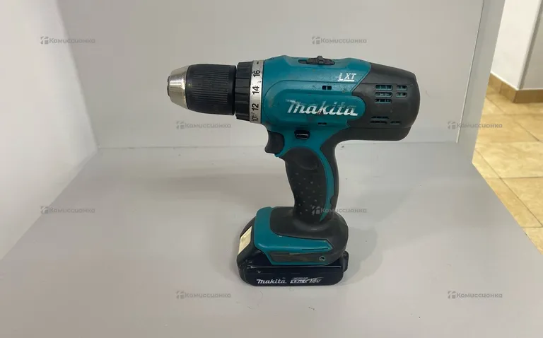 Шуруповерт Makita DDF453