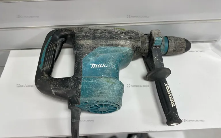 Перфоратор Makita HR4003C