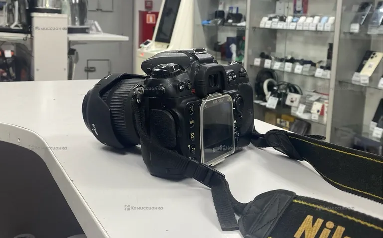Фотоаппарат  Nikon D200