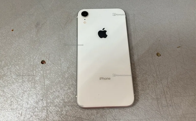 Apple iPhone Xr 64 ГБ